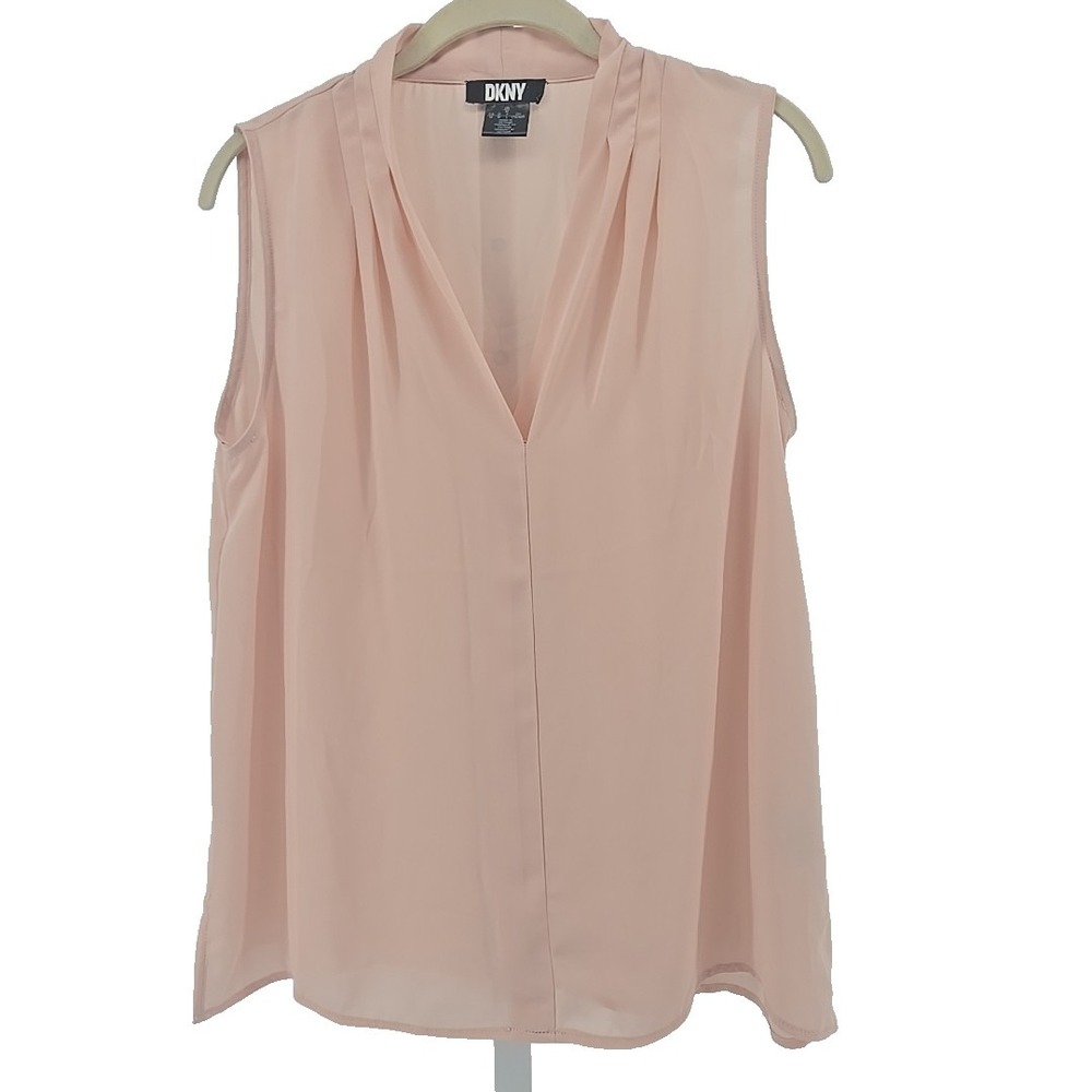 DKNY‎ Medium M Peach Chiffon Sleeveless V-Neck Top (SHELL)